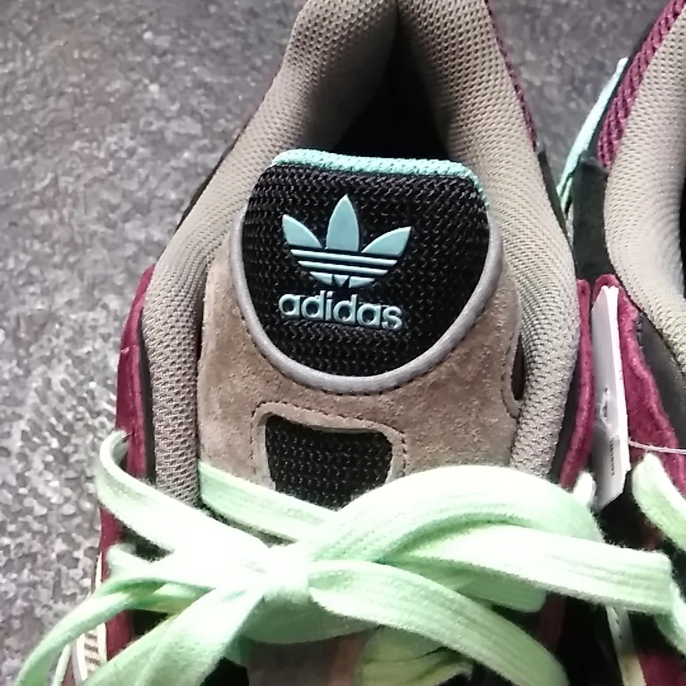 Adidas TEMPER RUN - Picture 7 of 11
